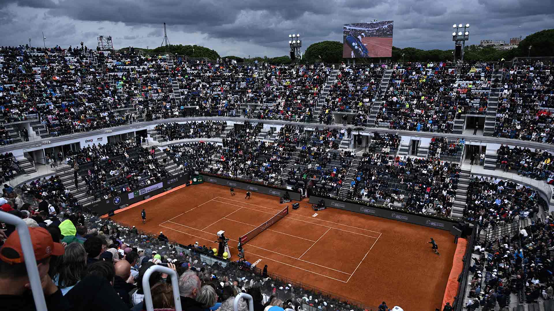 Rain suspends Ruud-Darderi Rome SF