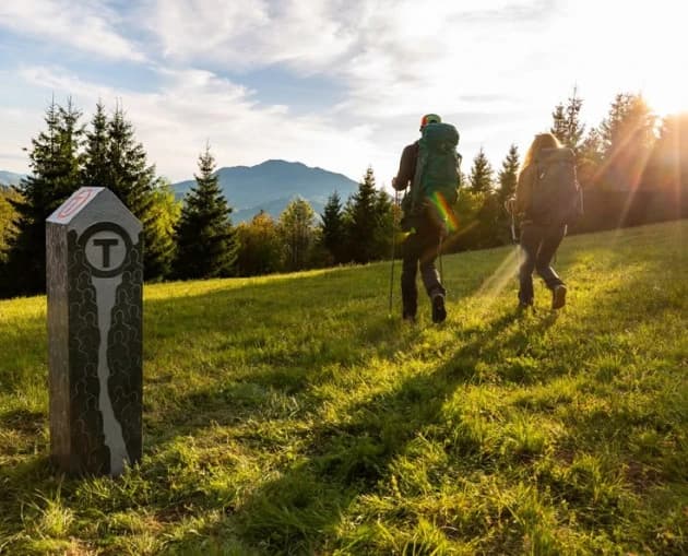1.420 de kilometri, 170 prin Brașov: Via Transilvanica, atestată oficial ca traseu de drumeție de in