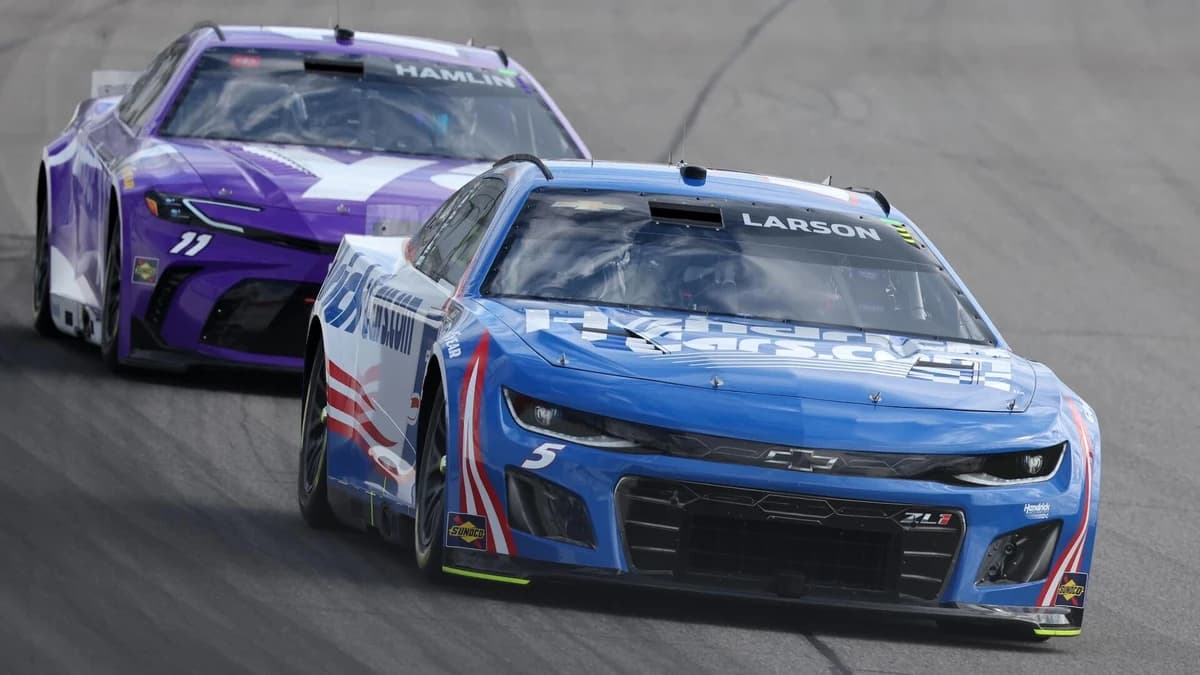 2026 FireKeepers Casino 400 predictions, odds, time: NASCAR at Michigan picks, best bets from advanc