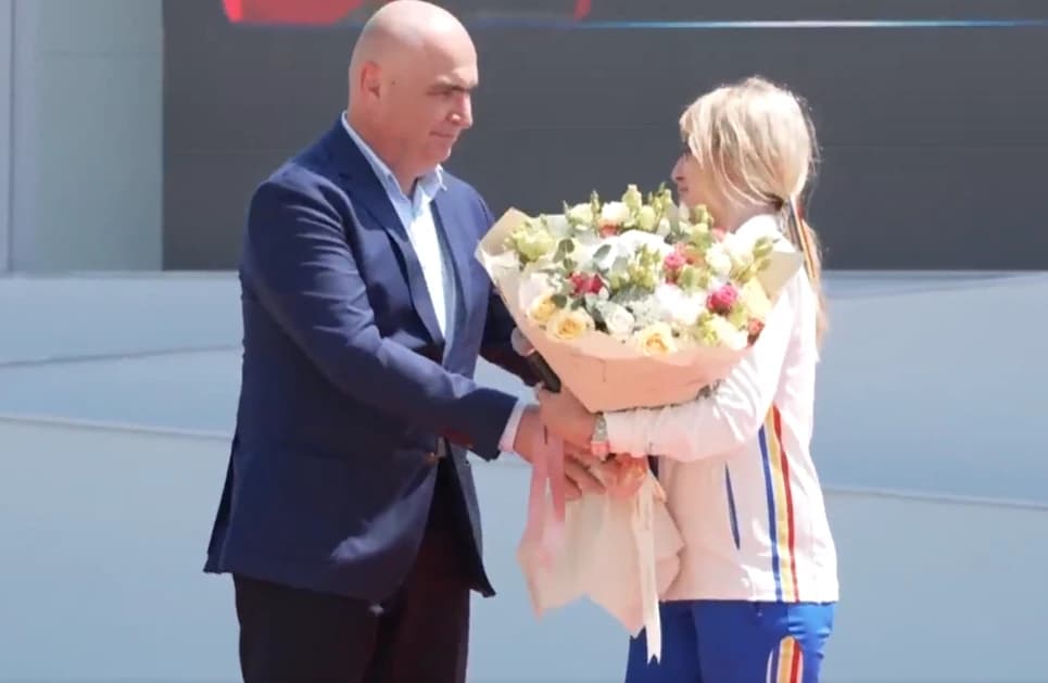 A fost inaugurată la Otopeni sala de gimnastică “Nadia Comăneci”, chiar la 50 de ani de când perfecţ