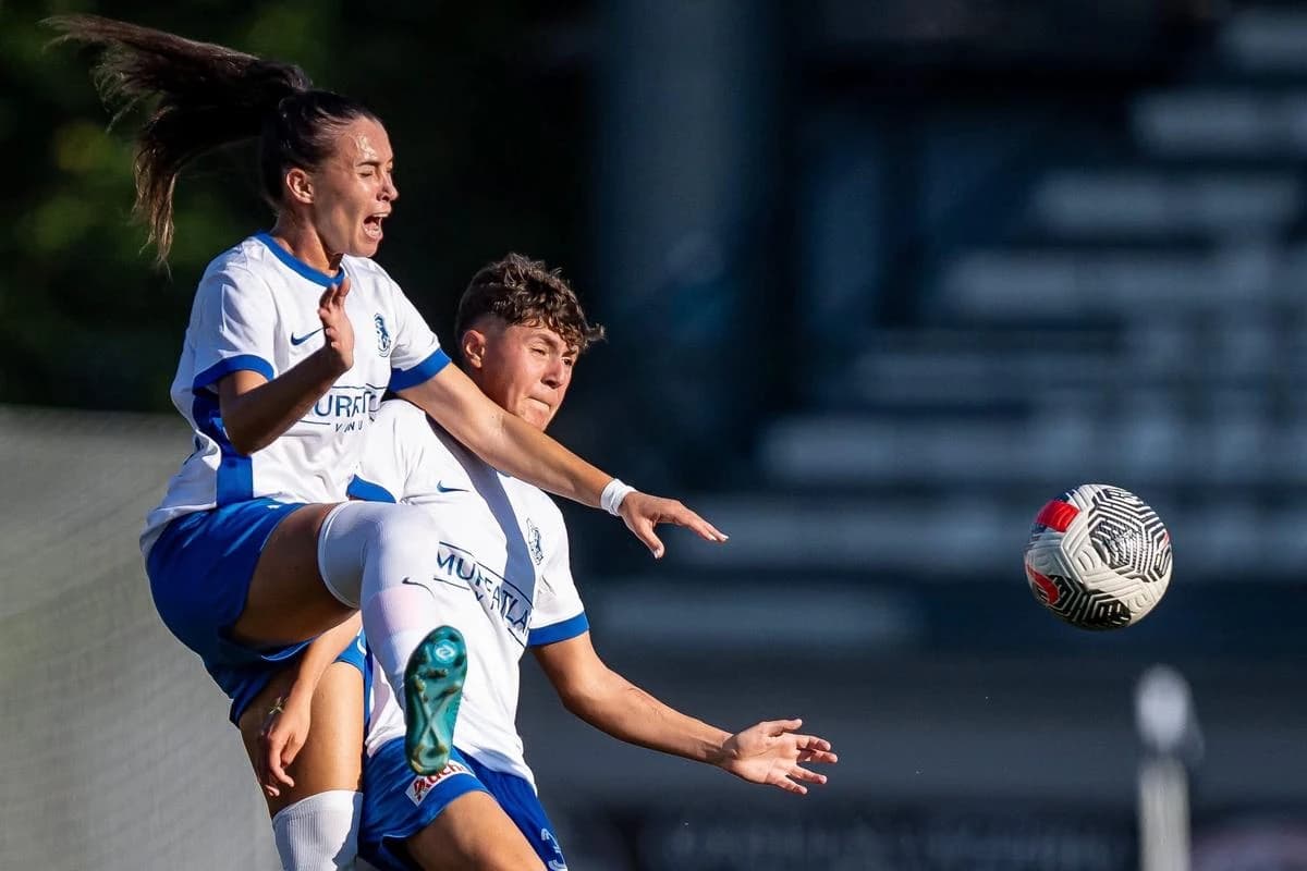 A început Superliga Feminină » Campioana Farul a spulberat-o pe Rapid: 7 goluri marcate