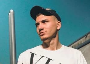 „A înfipt cuțitul în spatele Serbiei!” » Cealaltă față a lui Filip Stojilkovic, noul atacant de la R
