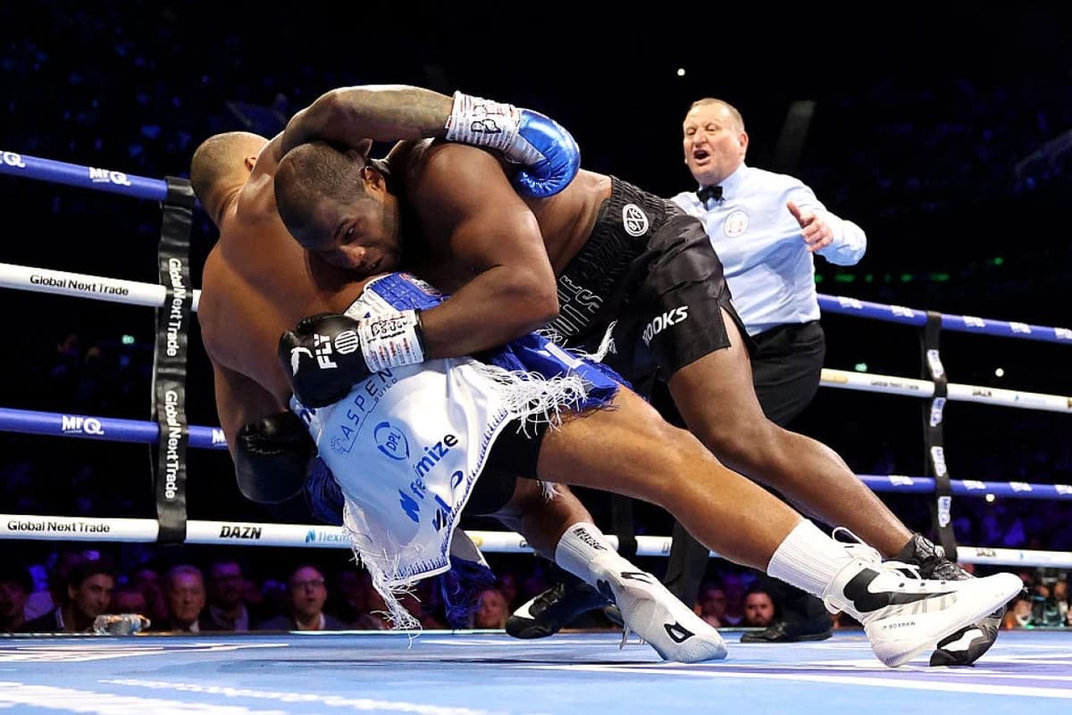 A pupat podeaua în primele secunde, apoi s-a dezlănțuit! Cum s-a terminat Daniel Dubois - Fabio Ward