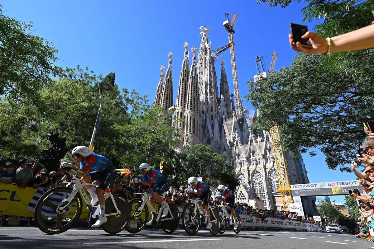 'A real blow' – Groupama-FDJ United already a climber down after Tour de France team time trial cras