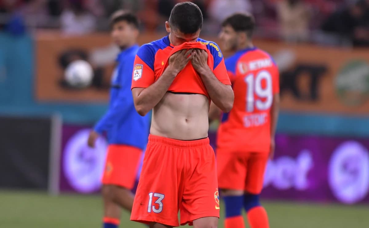 A refuzat să vorbească la telefon cu Gigi Becali și a plecat de la FCSB: "Îmi pare rău"