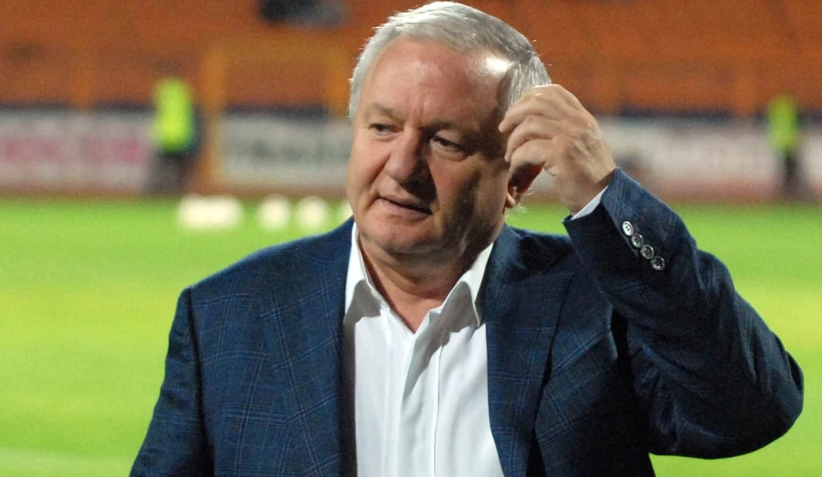 Adrian Porumboiu s-a dezvlănţuit după ce a auzit explicaţiile lui Kyros Vassaras: “Ne iau şmecherii