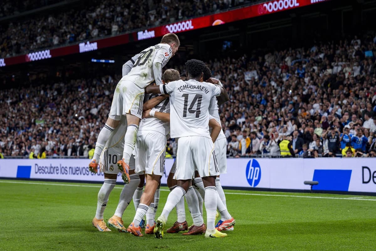 Aflat pe ”lista neagă” a lui Real Madrid, poate ajunge coleg cu Radu Drăgușin