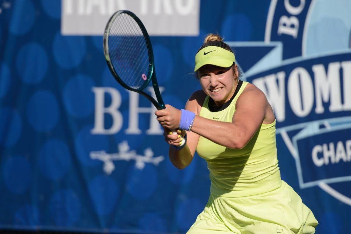 Aflată la primul turneu WTA al carierei, o rusoaică de 16 ani s-a calificat în „sferturi”