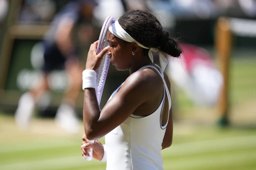After dramatic tiebreaker, Karolina Muchova ends Coco Gauff’s run at Wimbledon