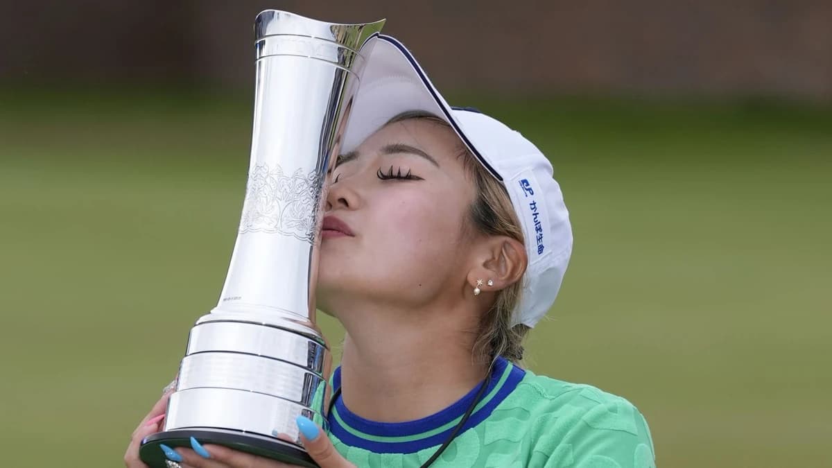 AIG Women's Open: Shiho Kuwaki snatches play-off win over Esther Henseleit after remarkable finish a