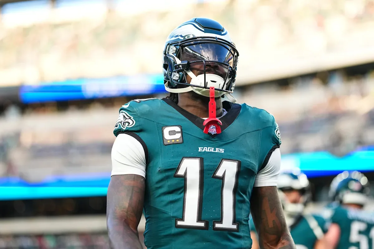 A.J. Brown reportedly not expected to attend Eagles' voluntary offseason workouts amid trade specula