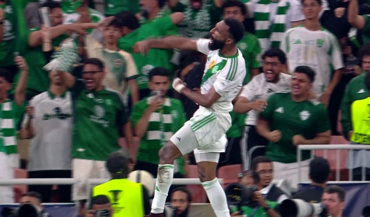 Al Ahli Saudi a cucerit Liga Campionilor Asiei! Victorie în 10 oameni în finala cu Machida!