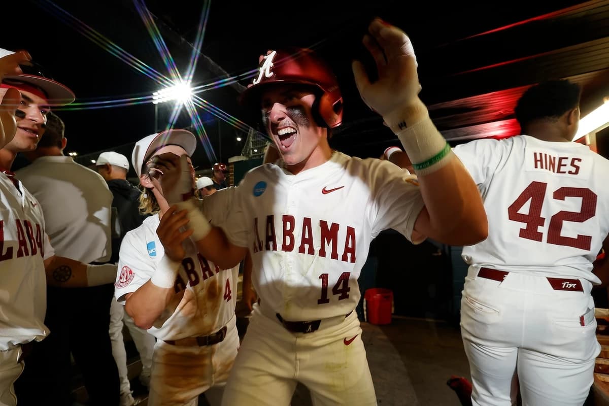 Alabama stifles St. John’s in front of record Super Regional crowd: ‘Really special’