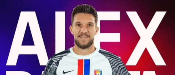 Alex Băluță a semnat!