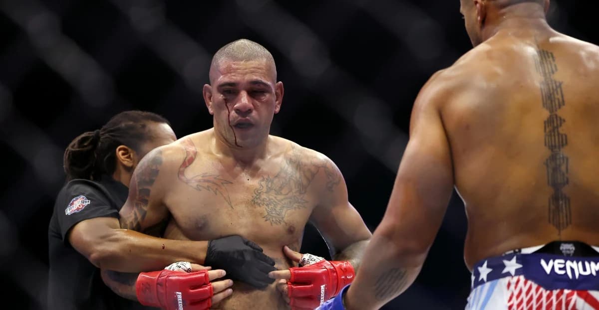 Alex Pereira leaving heavyweight with UFC 335 loss to Sergei Pavlovich — ‘I’m not going to keep tryi
