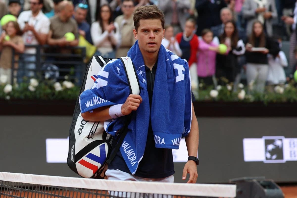 Alexander Blockx left furious at French Open after freak injury forces withdrawal