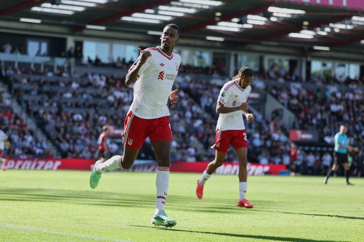 Alexander Isak hands Andoni Iraola winning return as Liverpool beat Bournemouth