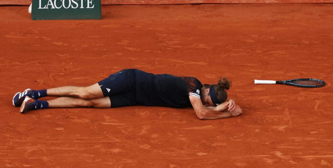 Alexander Zverev, copleșit de emoții după ce a câștigat trofeul la Roland Garros: „Am trecut prin mu
