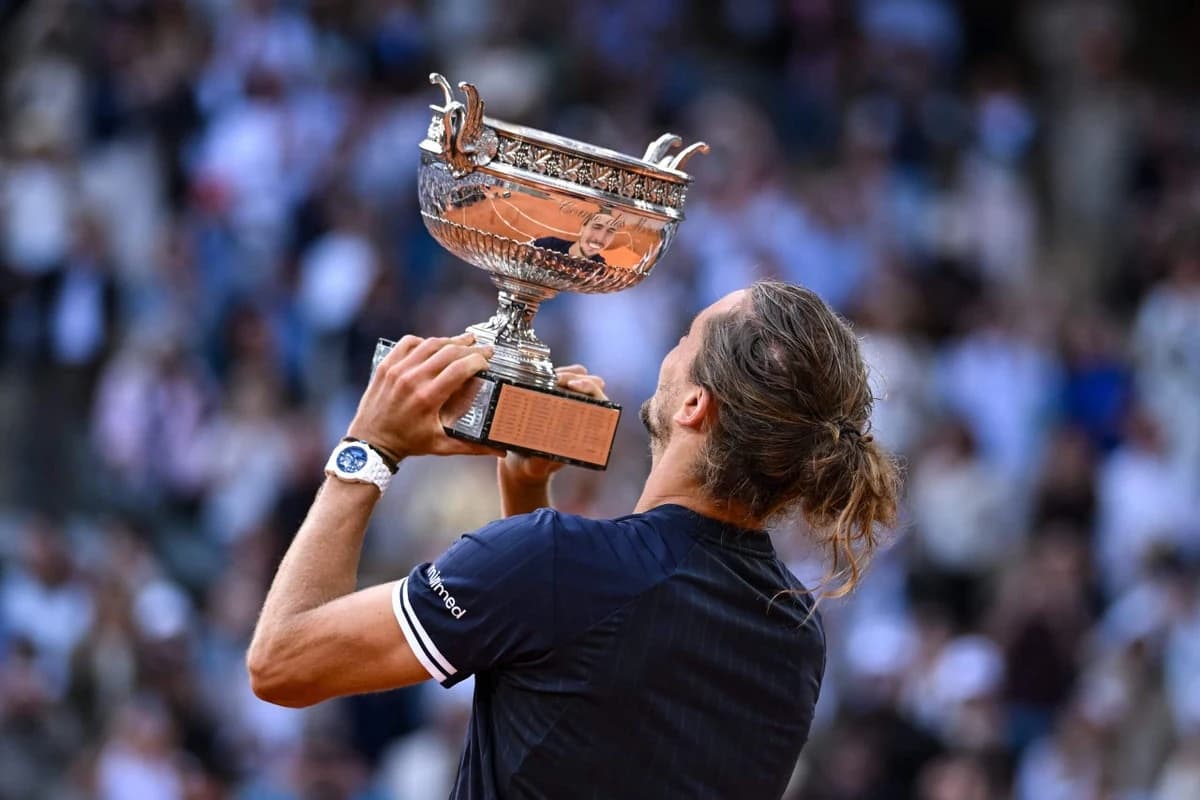 Alexander Zverev’s Grand Slam wait is over. His uncomfortable status in tennis lingers