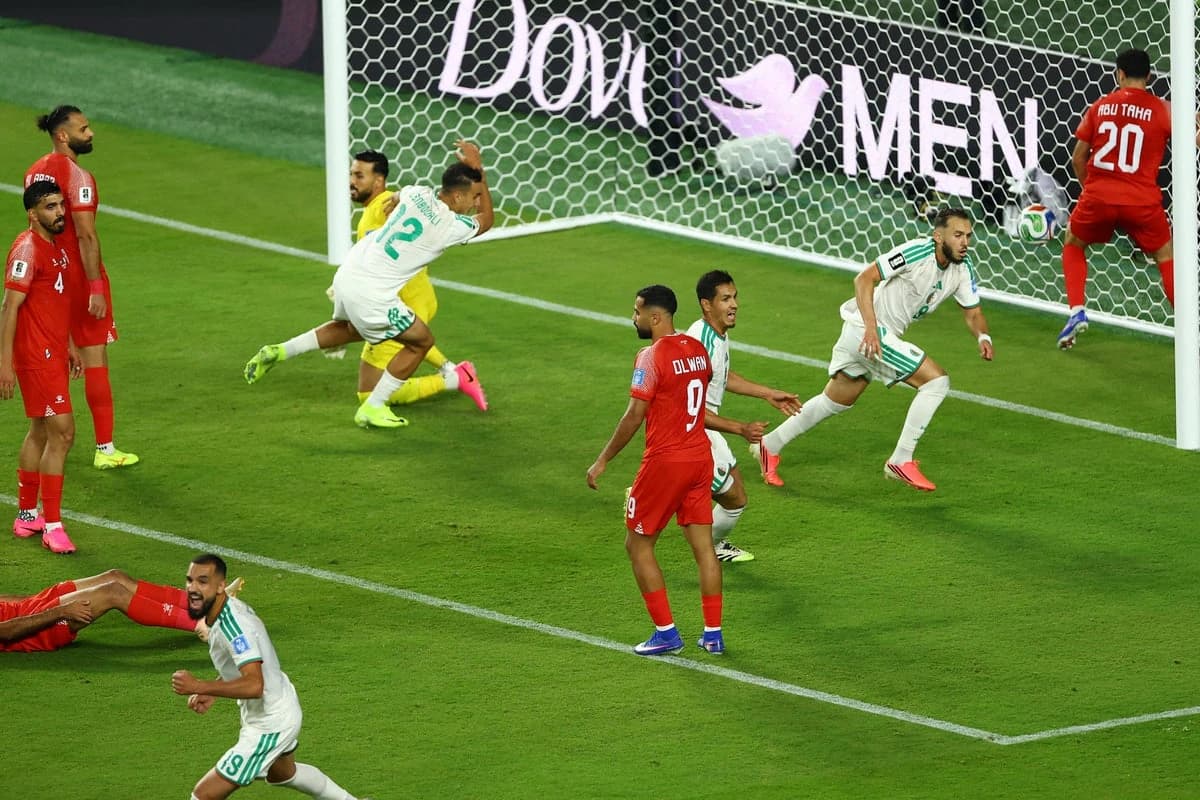 Algeria snatch late winner to deny Jordan and boost World Cup knockout hopes