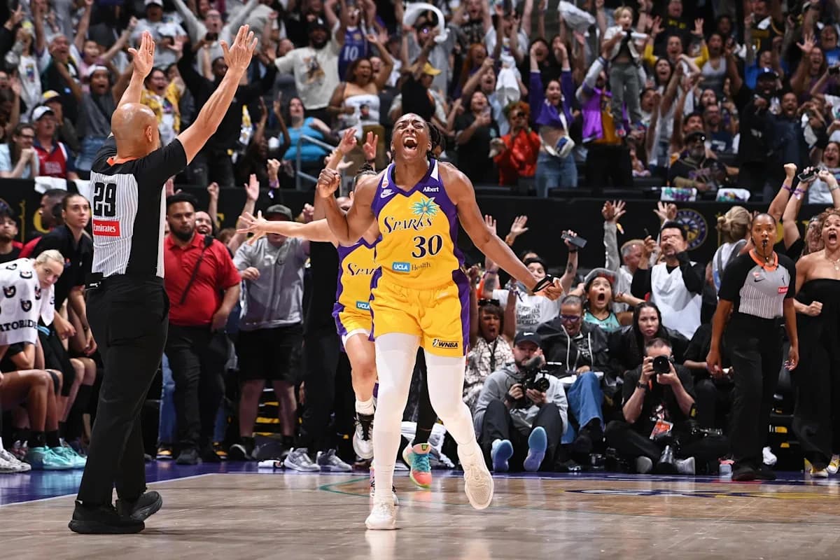 All the ways that the Court Origins game between the Los Angeles Sparks and New York Liberty was per