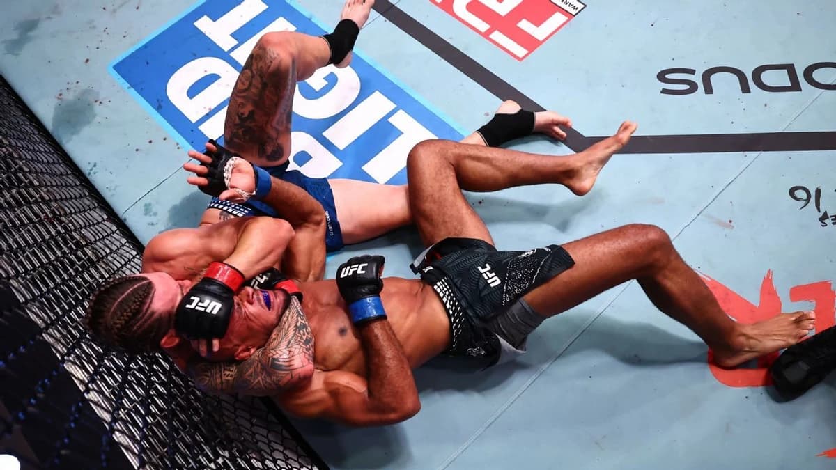 Allen submits Duncan in UFC main event, calls out division's best