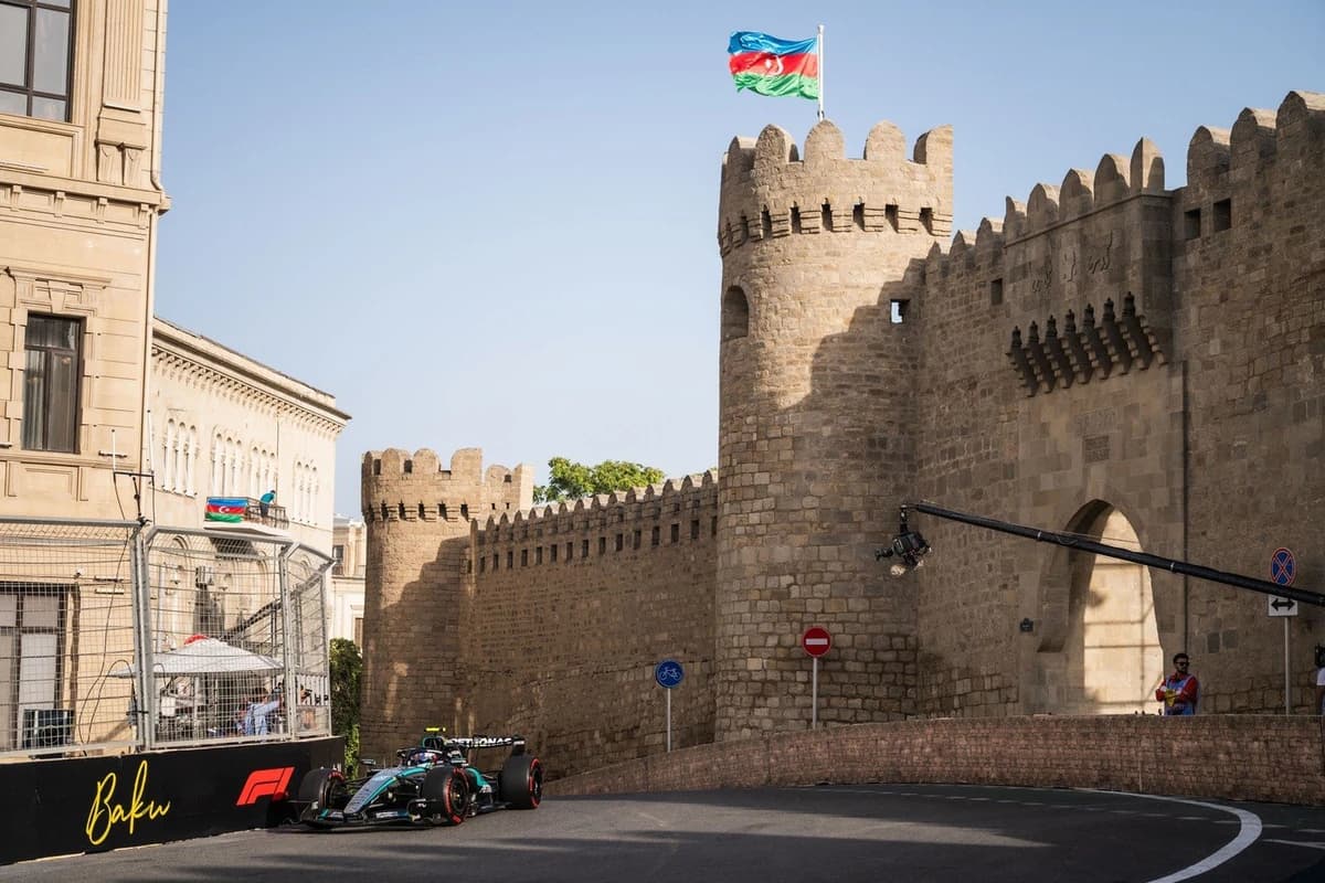 Alt spectacol stradal în Formula 1. Detaliile esențiale ale cursei din Baku