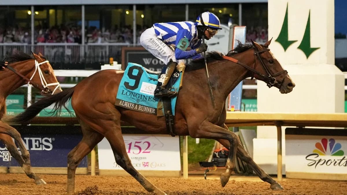 Always a Runner wins the 152nd Kentucky Oaks