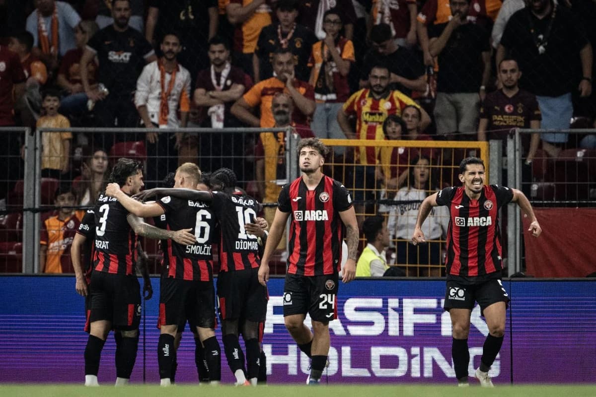 Andrei Borza, debut cu un rezultat uriaș pe terenul campioanei Galatasaray! Cum s-a descurcat contra