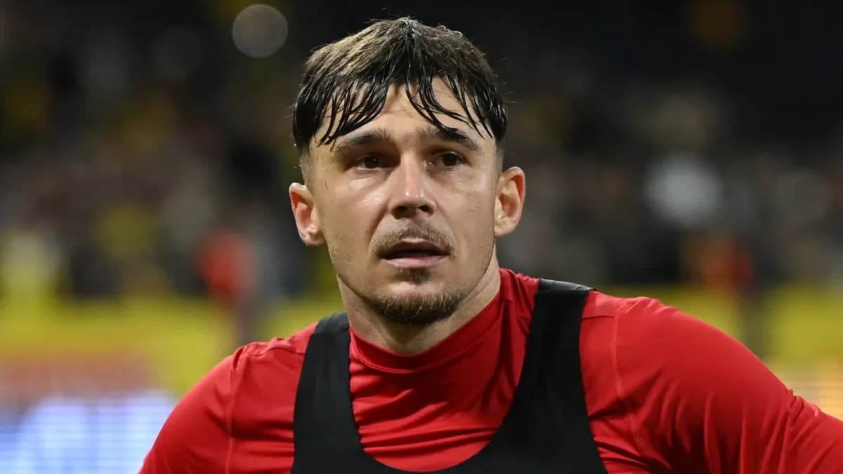 Andrei Rațiu nu mai e pe lista Barcelonei. Noua țintă a lui Flick pentru postul de fundaș dreapta e