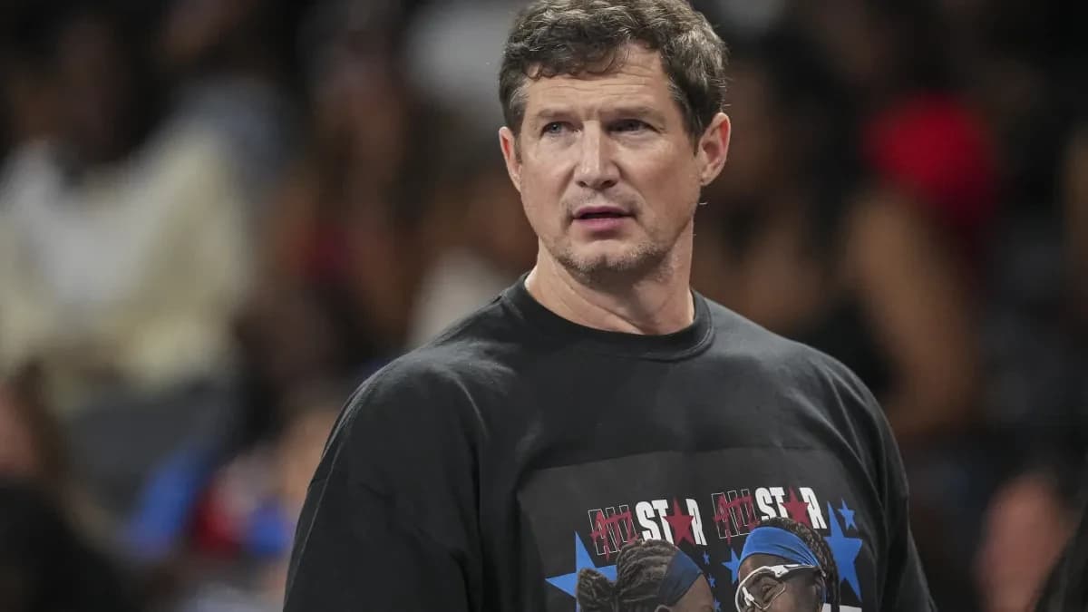 Angel Reese's coach rips WNBA officials after Dream loss: 'Excuse after excuse'