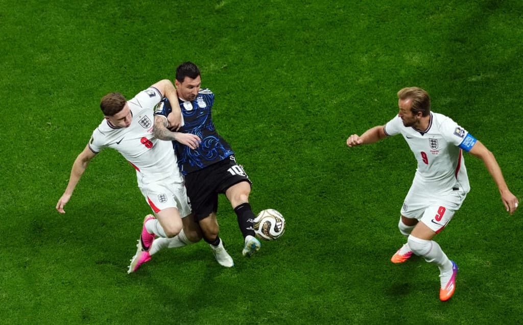 Anglia – Argentina 1-2. Nebunie la Atlanta: Englezii nu au rezistat asediului lui Messi. Campioana m