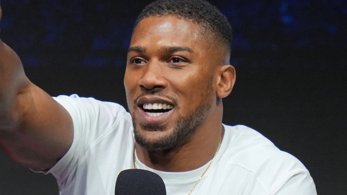 Anthony Joshua predicts first-round knockout against Tyson Fury amid hopes of producing 'spectacular