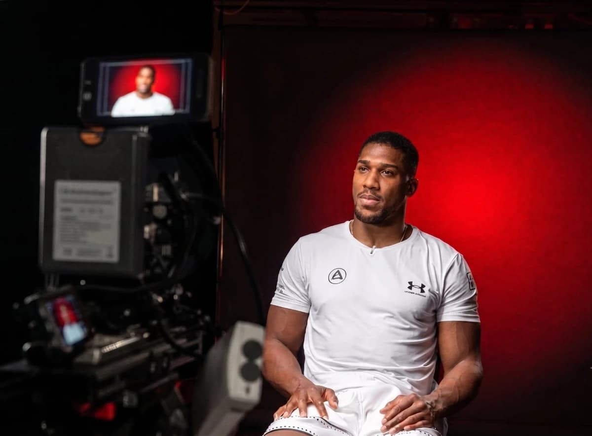 Anthony Joshua Tells Tyson Fury: Meet Me In The Ring After Prenga