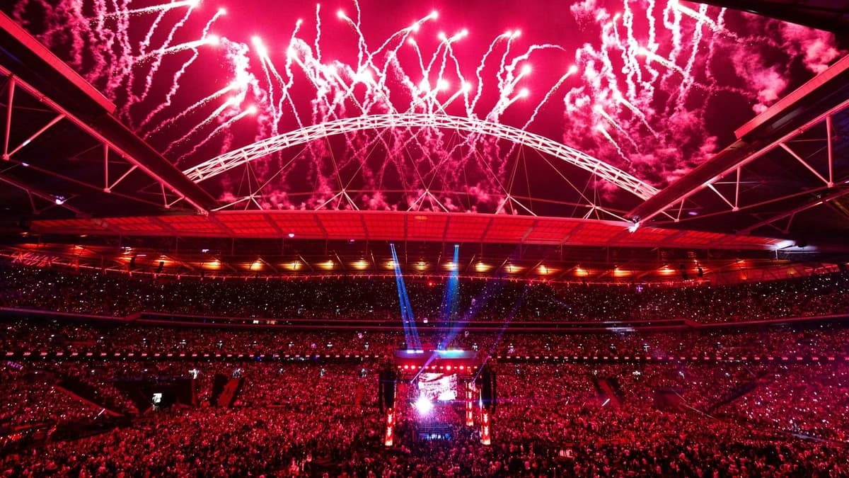 Anthony Joshua vs Tyson Fury: AJ won't object to 2am start if heavyweight blockbuster can be held at