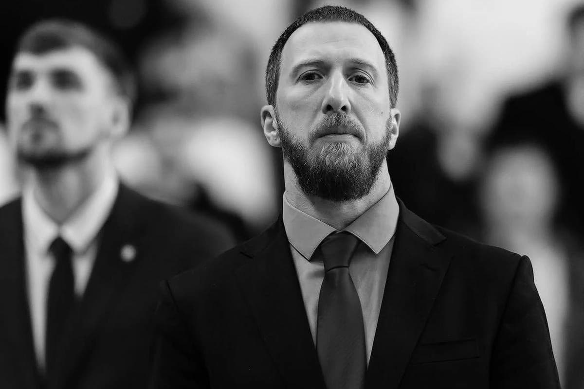 Antrenor decedat la 44 de ani, după ce s-a izbit de stânci cu skijetul