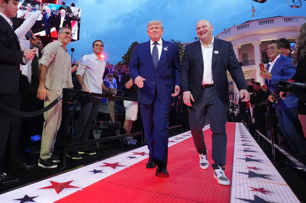 AP documents the UFC Freedom 250 cage fight at the White House with a strong visual package