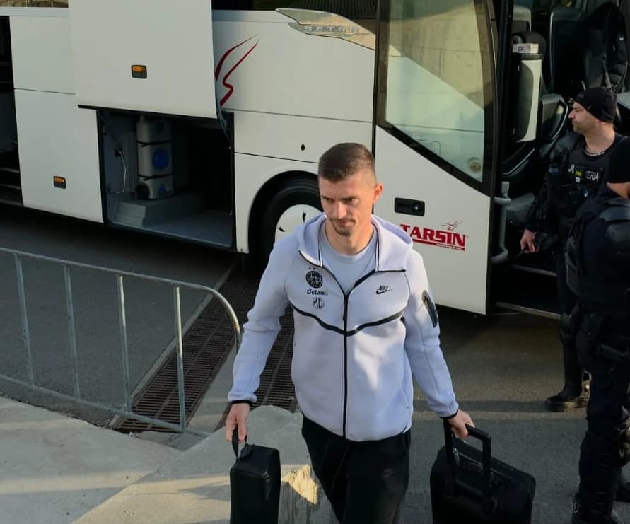 Apariție neașteptată înainte de FCSB – Petrolul! Cu ce au venit jucătorii lui Gigi Becali