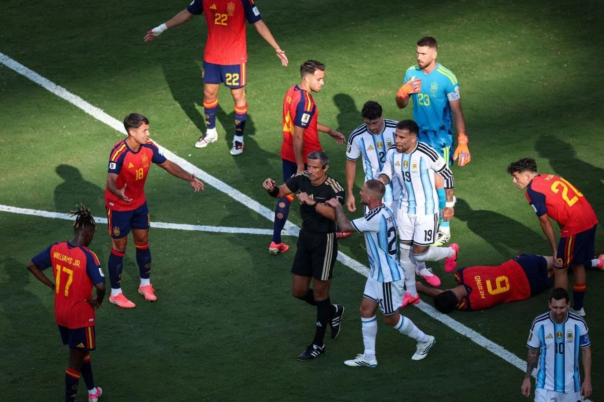 Arbitrul finalei Cupei Mondiale s-a retras! Vincic a luat decizia după ce a arbitrat Spania – Argent