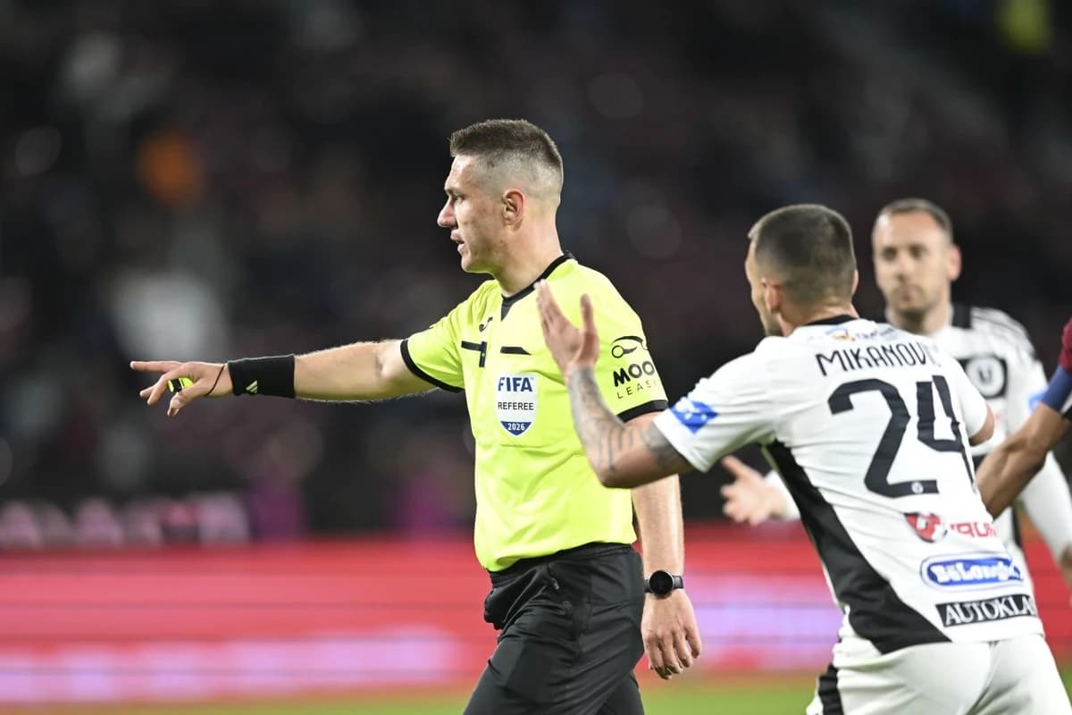 Arbitrul Szabolcs Kovacs, acuzat după CFR - ”U” Cluj 1-0! L-a iertat de cartonaș roșu