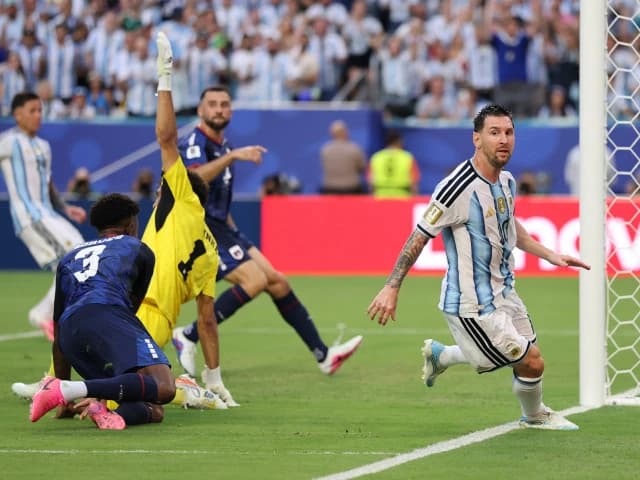 Argentina - Capul Verde 3-2. Ce meci! Campioana s-a calificat în optimi, după ce africanii au produs