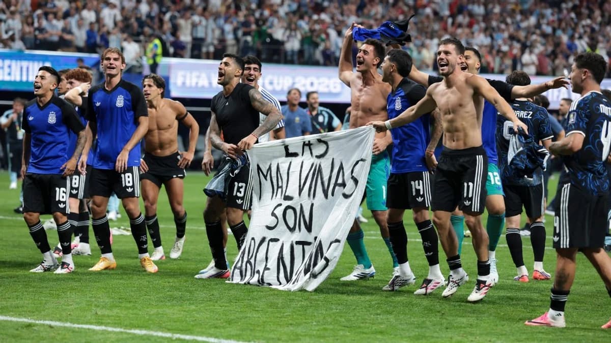 Argentina commemorates day of England WC win