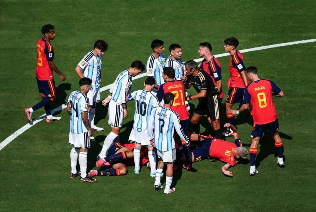 Argentina plătește scump incidentele din finala Mondialului. FIFA dictează suspendări și amenzi de s