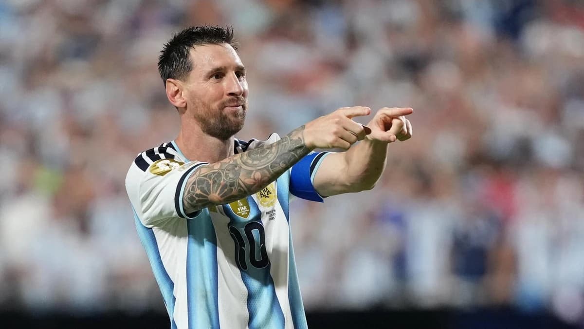 Argentina vs. England odds, prediction, time: 2026 World Cup semifinal picks from expert on 19-8 rol