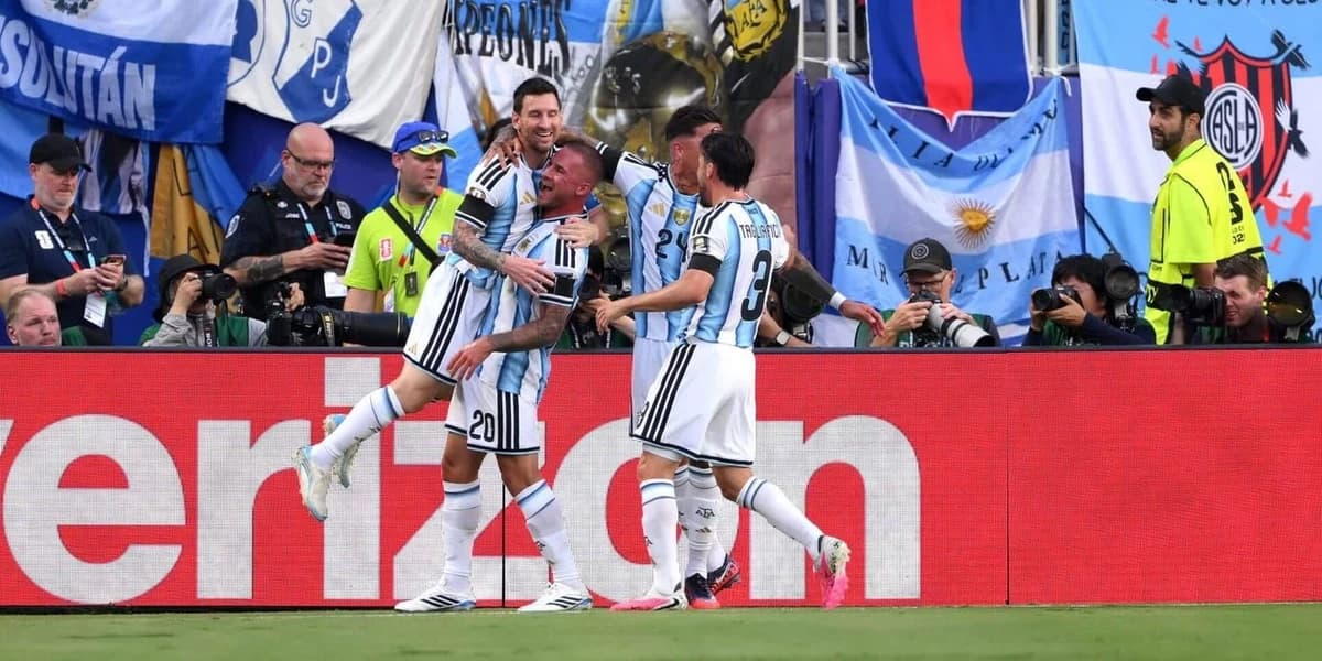 Argentina’s road is rocky. Lionel Messi is unmoved - The Athletic