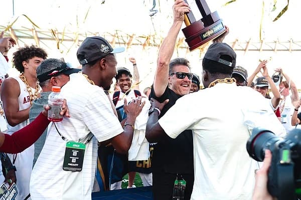 Arkansas men's track and field wins first NCAA outdoor championship in more than 20 years