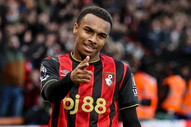 Arsenal news: Eli Junior Kroupi transfer update as target set to wave goodbye to club