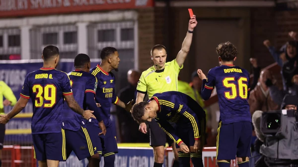 Arsenal's Dowman gets 3-game ban for red card after appeal rejected