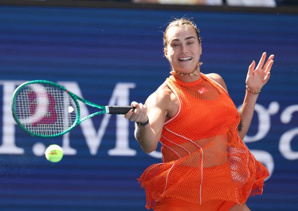 Aryna Sabalenka, debut în forță la Beijing: victorie în 62 de minute, cu 36 de lovituri câștigătoare