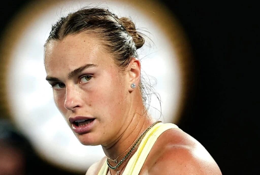 Aryna Sabalenka în criză: Riscă să piardă primul loc în clasamentul WTA